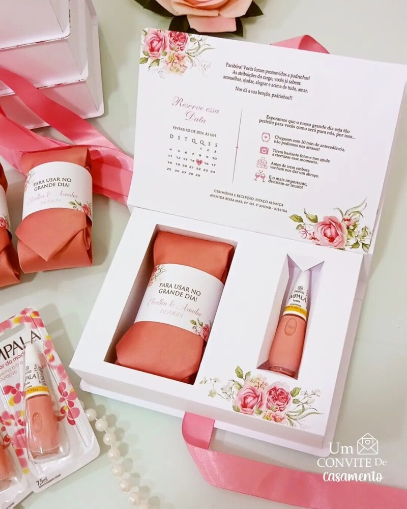 Caixa padrinhos casal rosé (completa com gravata e esmalte) - Um Convite de Casamento